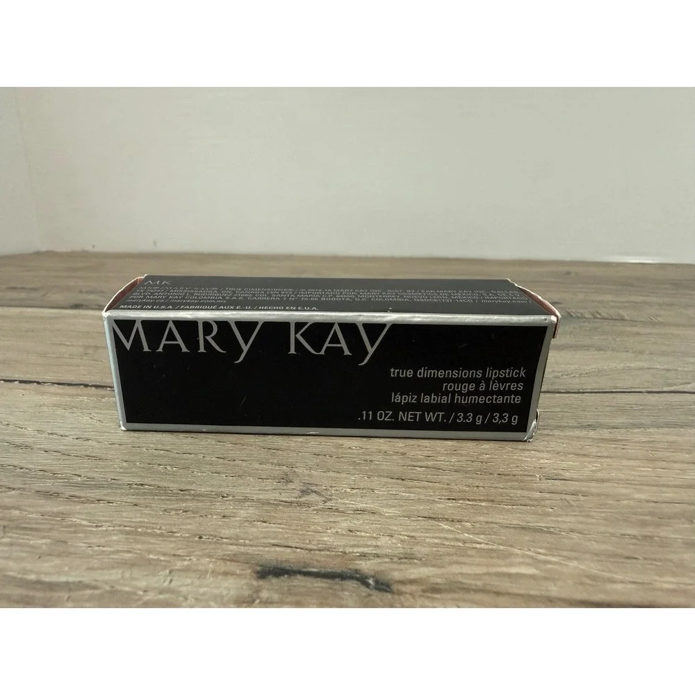 New In Box Mary Kay True Dimensions Lipstick Natural Beaute 088563 Full Size .11